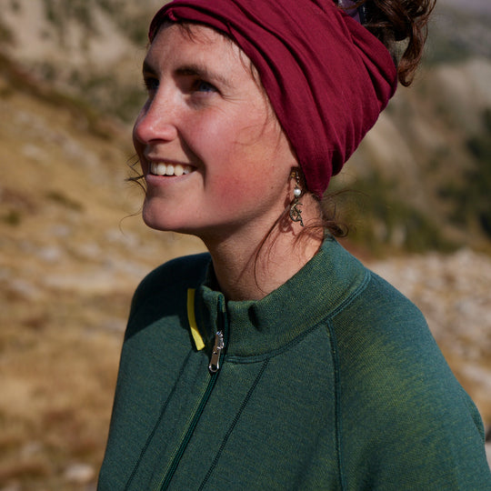 Damen Sportpullover für die Wanderung aus biologischer Merinowolle aus den Alpen in Deutschland hergestellt