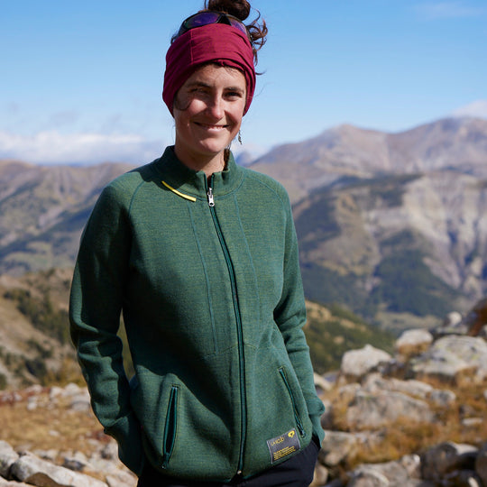 Frauen Sportpullover für die Wanderung aus biologischer Merinowolle in Deutschland hergestellt