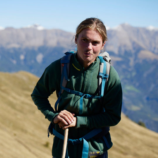 Feiner Wollpullover aus reiner biologischer Schurwolle aus den Alpen in Deutschland hergestellt