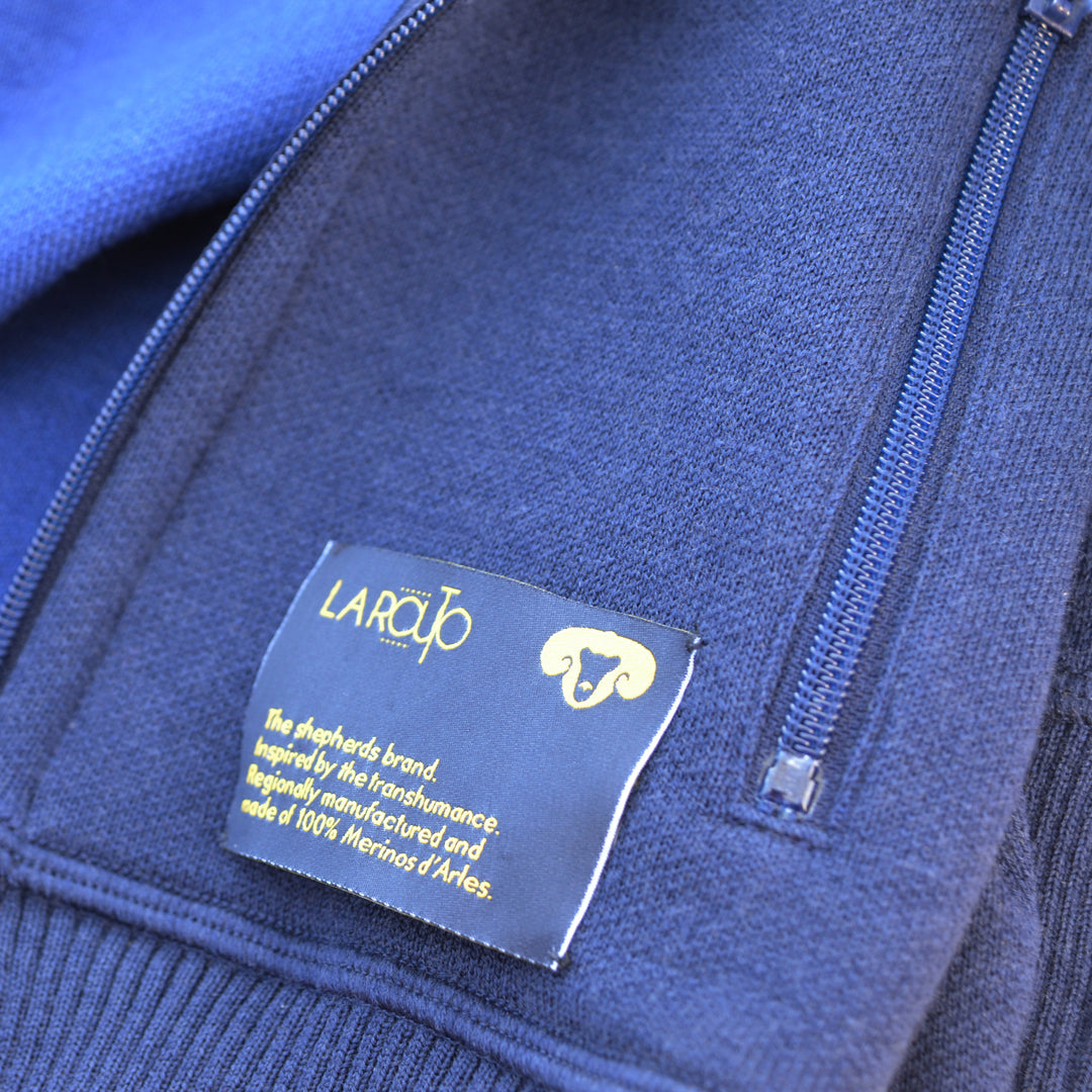 Fairer und nachhaltiger Sportpullover aus reiner biologischen regionalen Merinowolle